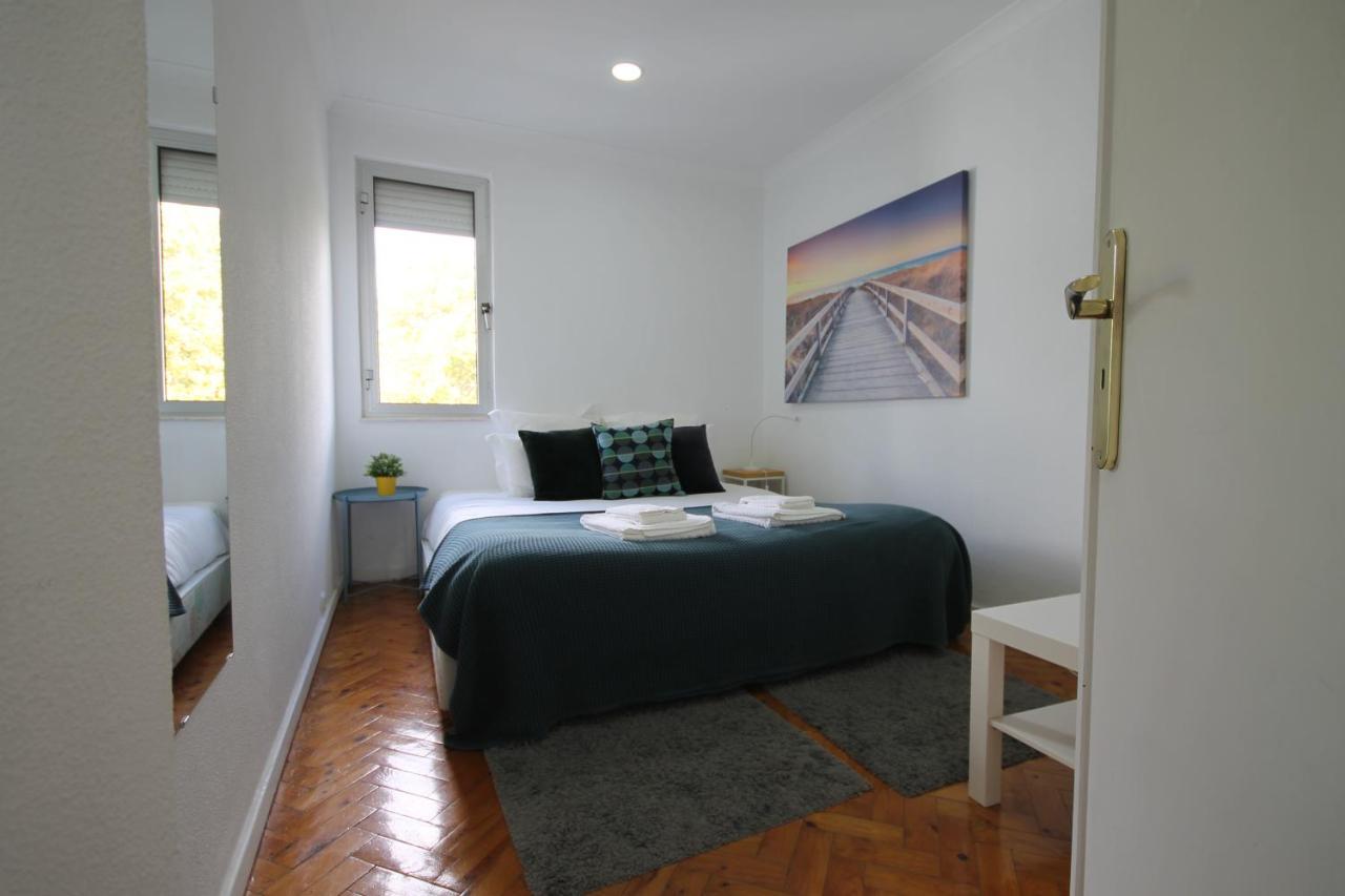 Lisbon South Apartment Exterior foto